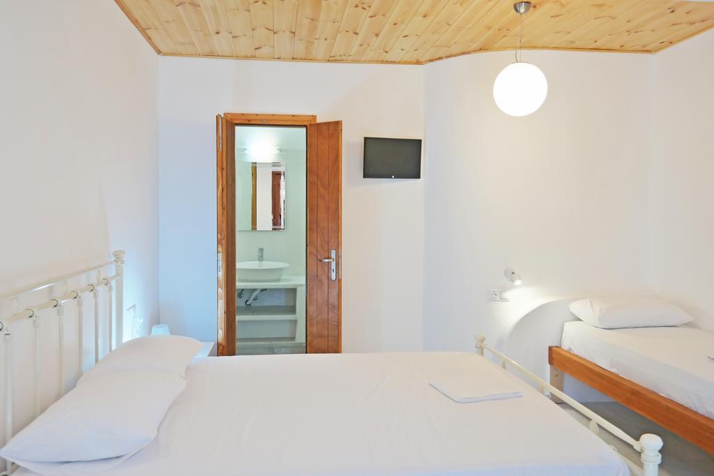Katerina Suites Agios Prokopios  Exterior photo